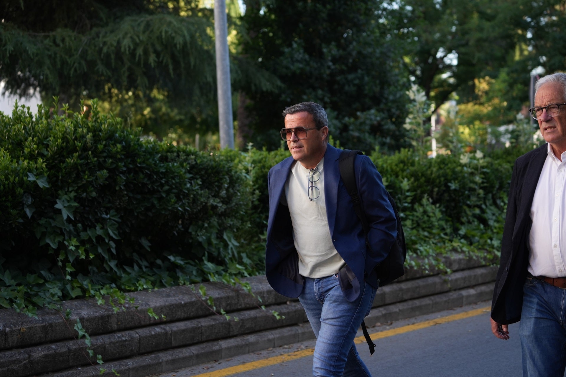 Gallardo niega haber dado orden de crear la plaza del hermano de Sánchez y asegura que dijo: "Que gane el mejor" Gallardo niega haber dado orden de crear la plaza del hermano de Sánchez y asegura que dijo: "Que gane el mejor"