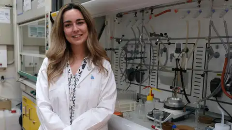 La investigadora cacereña Marina González, premiada como una de las mejores tesis de España por su trabajo en química La investigadora cacereña Marina González, premiada como una de las mejores tesis de España por su trabajo en química