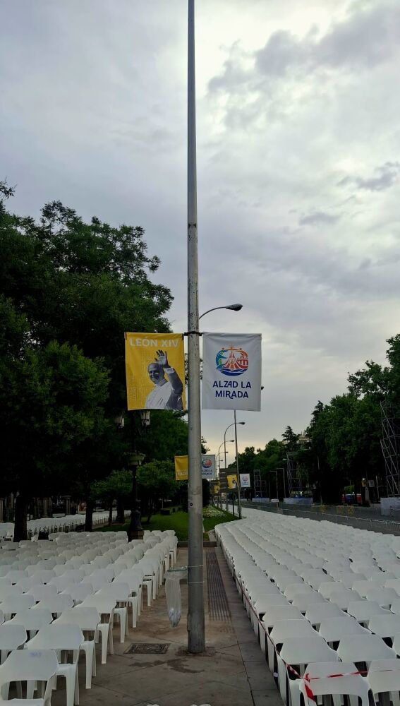 Todo preparado en Cibeles para la llegada del Papa