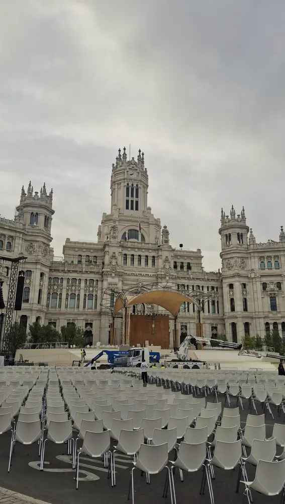 Todo preparado en Cibeles para la llegada del Papa Todo preparado en Cibeles para la llegada del Papa