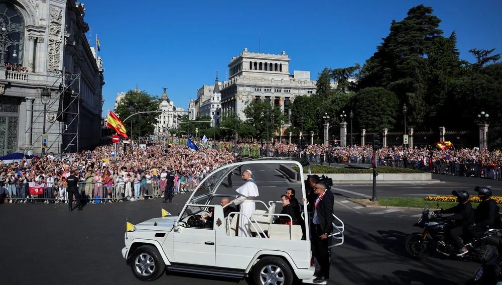 El Papa llega a Cibeles El Papa llega a Cibeles