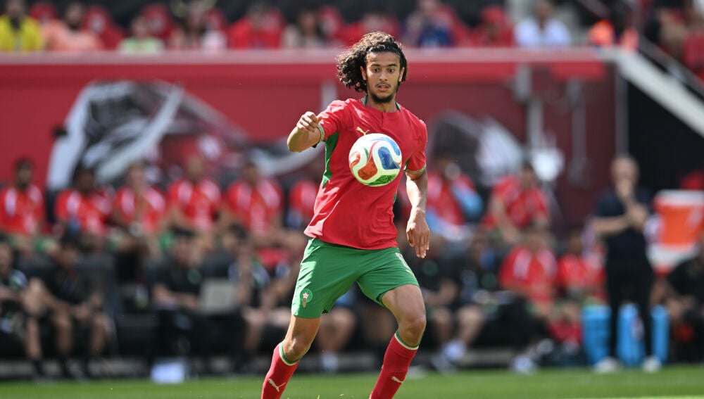 Ayyoub Bouaddi en el partido entre Marruecos y Noruega