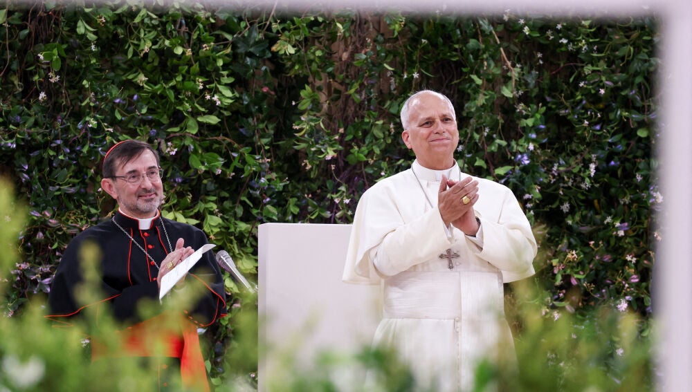El papa León XIV pide "destruir los muros para construir algo hermoso":  "Todavía hoy existen murallas que dividen y aíslan"