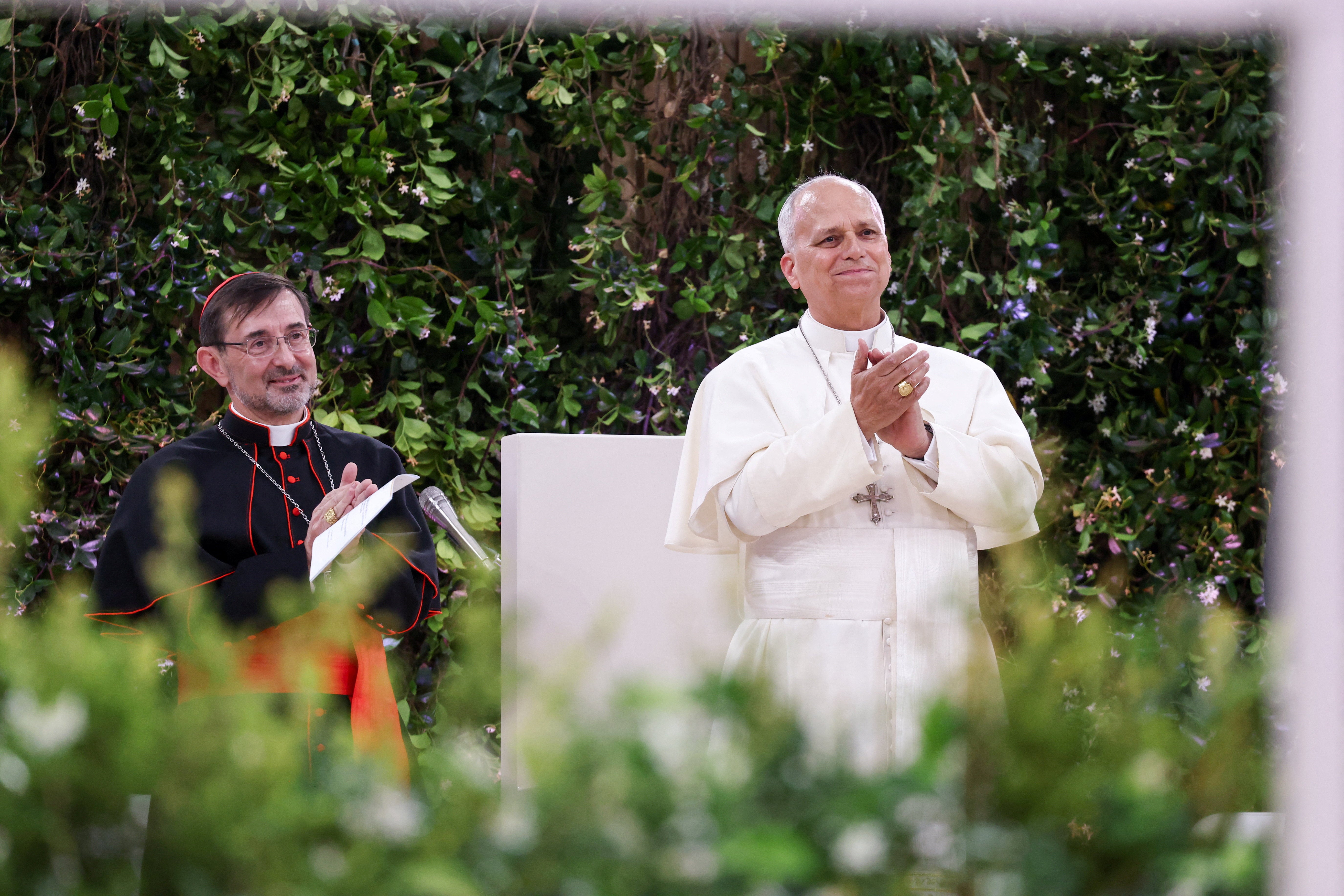 El papa León XIV pide "destruir los muros para construir algo hermoso": "Todavía existen murallas que dividen y aíslan" El papa León XIV pide "destruir los muros para construir algo hermoso": "Todavía existen murallas que dividen y aíslan"