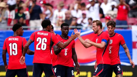 La selección inglesa celebra un tanto en un amistoso contra Nueva Zelanda La selección inglesa celebra un tanto en un amistoso contra Nueva Zelanda