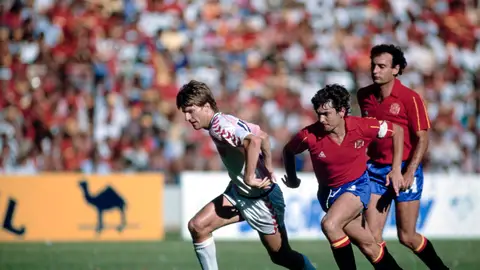 Dinamarca y España se enfrentan en el Mundial de 1986 Dinamarca y España se enfrentan en el Mundial de 1986