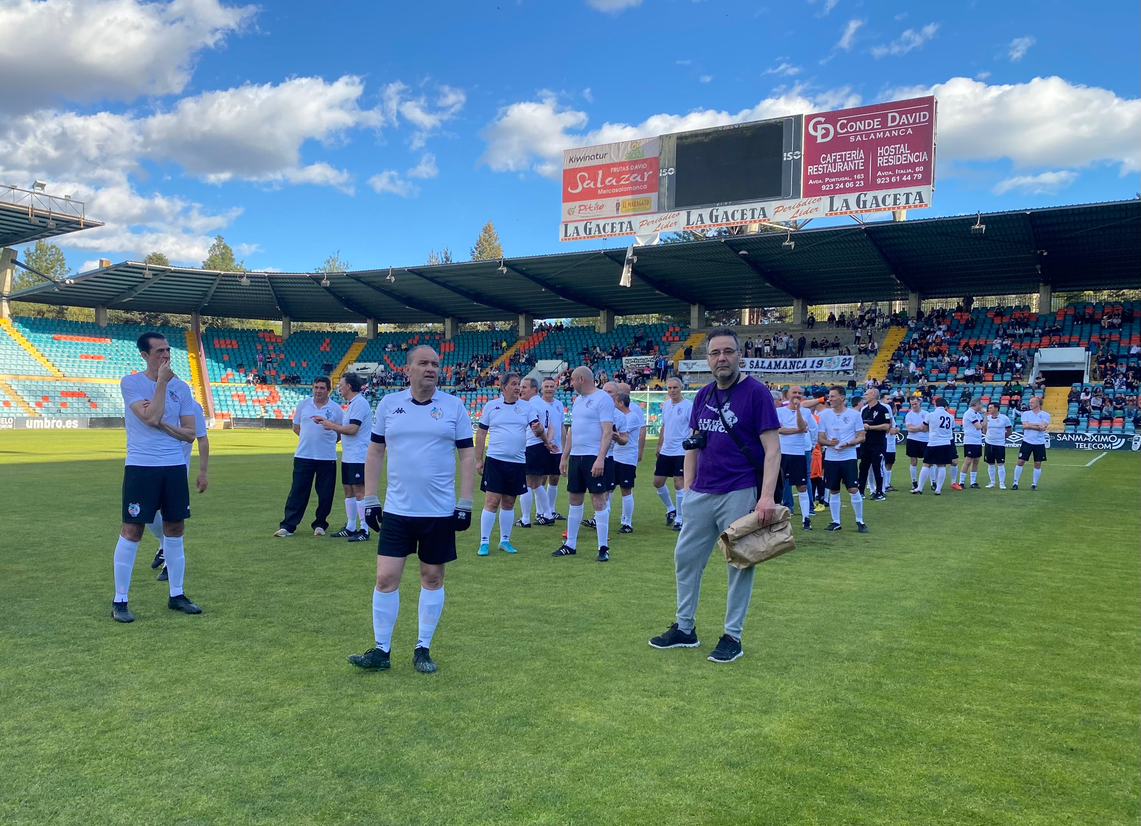 Suspendido el partido de homenaje a Ángel Huerta organizado por la Asociación de Exjugadores de la Unión Deportiva Salamanca Suspendido el partido de homenaje a Ángel Huerta organizado por la Asociación de Exjugadores de la Unión Deportiva Salamanca