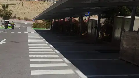 La instalación solar fotovoltaica del aparcamiento de Poniente en Benidorm avanza a muy buen ritmo La instalación solar fotovoltaica del aparcamiento de Poniente en Benidorm avanza a muy buen ritmo