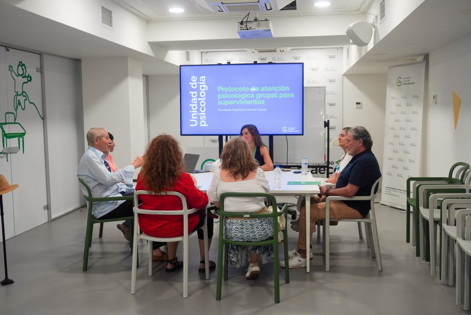 La Asociación Contra el Cáncer en Sevilla refuerza el apoyo a pacientes y familiares con nuevos talleres gratuitos en junio La Asociación Contra el Cáncer en Sevilla refuerza el apoyo a pacientes y familiares con nuevos talleres gratuitos en junio