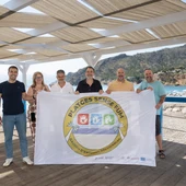 La playa del Albir se posiciona como espacio sin humos para proteger la salud y el entorno marino La playa del Albir se posiciona como espacio sin humos para proteger la salud y el entorno marino