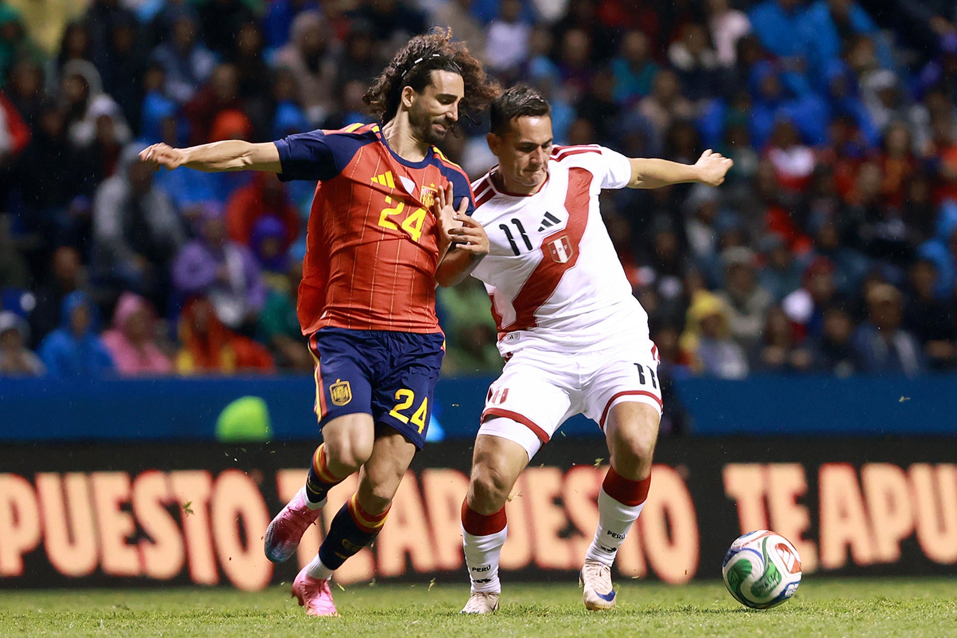España mejora y vence ante Perú en su último partido amistoso antes del mundial: Así sonó en Radioestadio (3-1) España mejora y vence ante Perú en su último partido amistoso antes del mundial: Así sonó en Radioestadio (3-1)