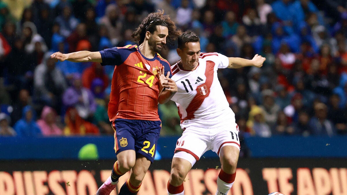 España mejora y vence ante Perú en su último partido amistos