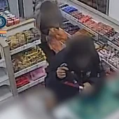 Detenido en Elda un hombre acusado de participar en un atraco de una gasolinera de Monforte del Cid. Detenido en Elda un hombre acusado de participar en un atraco de una gasolinera de Monforte del Cid.