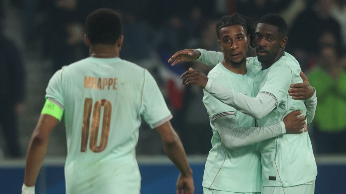 Un triplete de Olise hace soñar a Francia