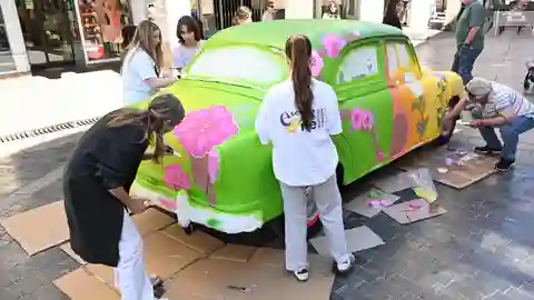 Palencia Sonora calienta motores con arte urbano en la calle .
