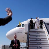 Ayuso hace balance de la visita del Papa y considera “un honor ser la puerta de entrada del Santo Padre a España”