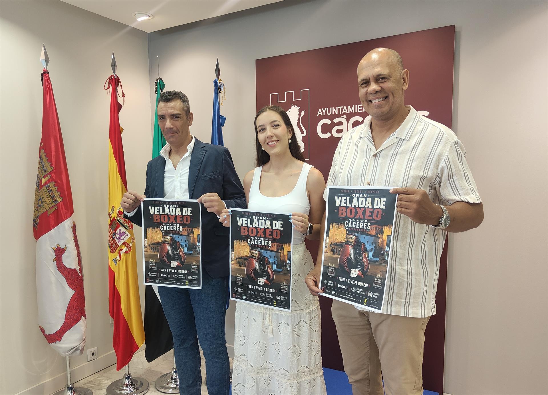 El Foro de los Balbos de Cáceres se convierte en este sábado en un gran ring en una velada de boxeo con siete combates El Foro de los Balbos de Cáceres se convierte en este sábado en un gran ring en una velada de boxeo con siete combates