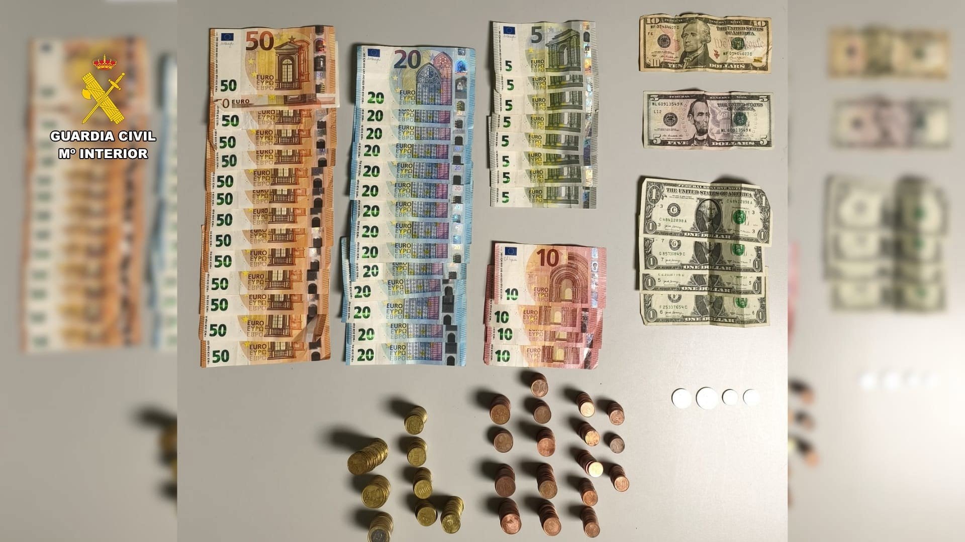Dos detenidos tras robar la recaudación de un local comercial y hurtar un bolso en Cuacos de Yuste Dos detenidos tras robar la recaudación de un local comercial y hurtar un bolso en Cuacos de Yuste