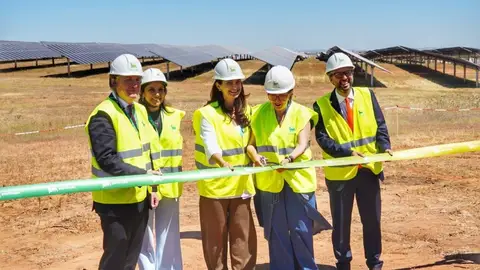 La planta fotovoltaica Renopool en Solana de los Barros inicia la producción en su totalidad con una capacidad de 330 MW La planta fotovoltaica Renopool en Solana de los Barros inicia la producción en su totalidad con una capacidad de 330 MW