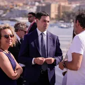 Pradales reivindica en la visita del papa la solidaridad migratoria de Euskadi y Canarias Pradales reivindica en la visita del papa la solidaridad migratoria de Euskadi y Canarias