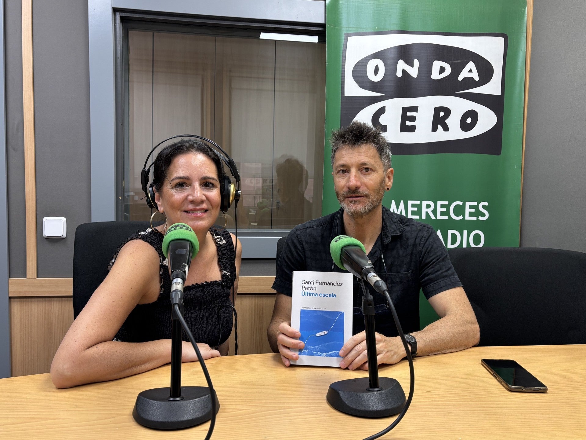 El escritor y periodista Santi Fernández Patón retrata la gran fractura emocional de una generación en Última escala El escritor y periodista Santi Fernández Patón retrata la gran fractura emocional de una generación en Última escala