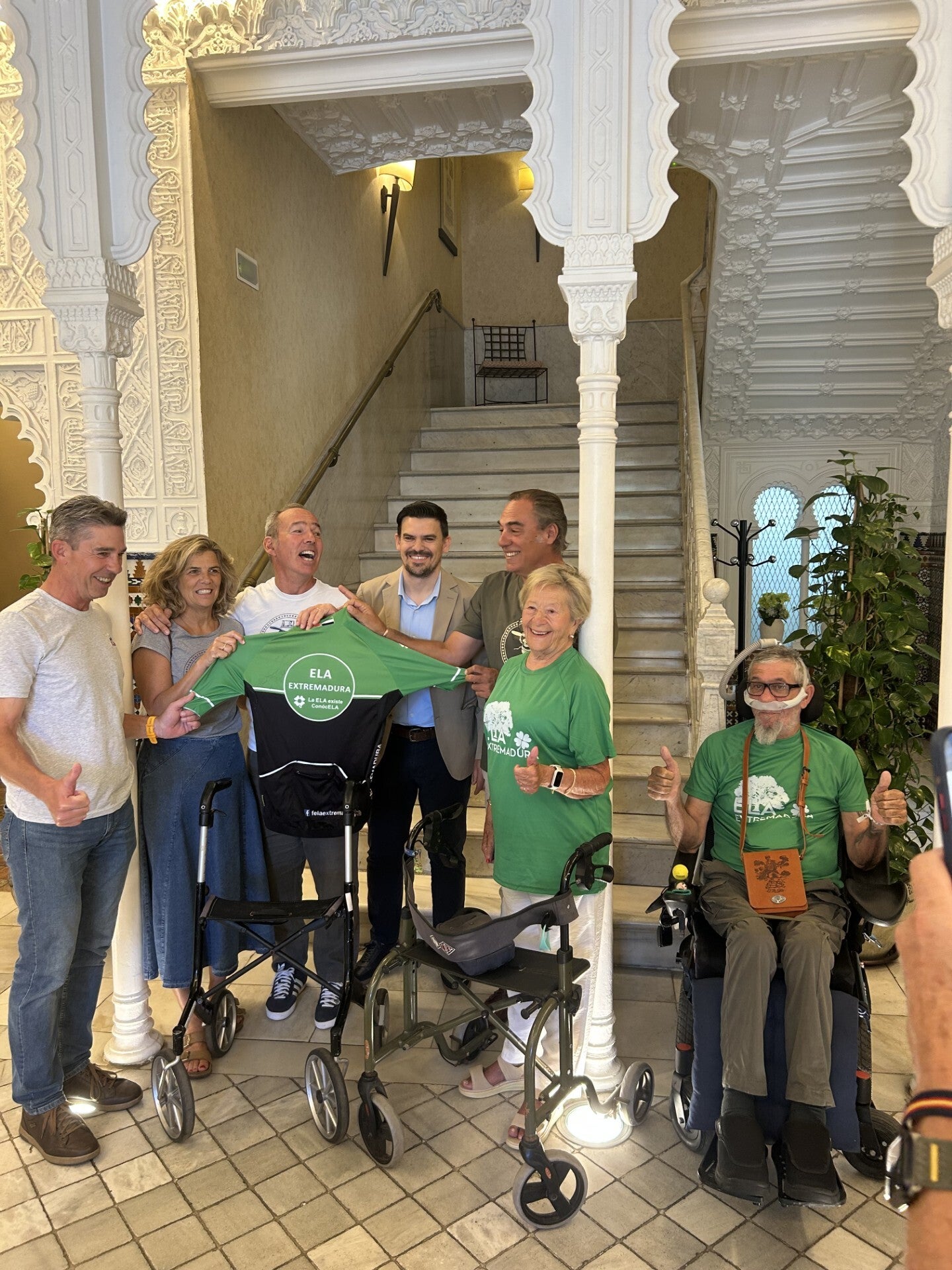 Jaime Lafita recorre España en bicicleta para exigir la aplicación equitativa de la Ley ELA Jaime Lafita recorre España en bicicleta para exigir la aplicación equitativa de la Ley ELA