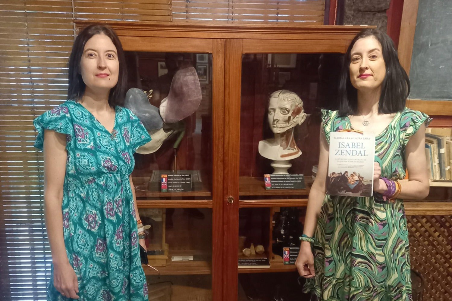 La heroína olvidada que ayudó a derrotar una pandemia: María y Laura Lara rescatan la figura de Isabel Zendal La heroína olvidada que ayudó a derrotar una pandemia: María y Laura Lara rescatan la figura de Isabel Zendal