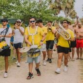 Zevra convierte las charangas en estrellas de festival con un escenario propio en su quinta edición