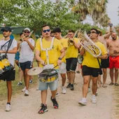 Zevra convierte las charangas en estrellas de festival con un escenario propio en su quinta edición Zevra convierte las charangas en estrellas de festival con un escenario propio en su quinta edición