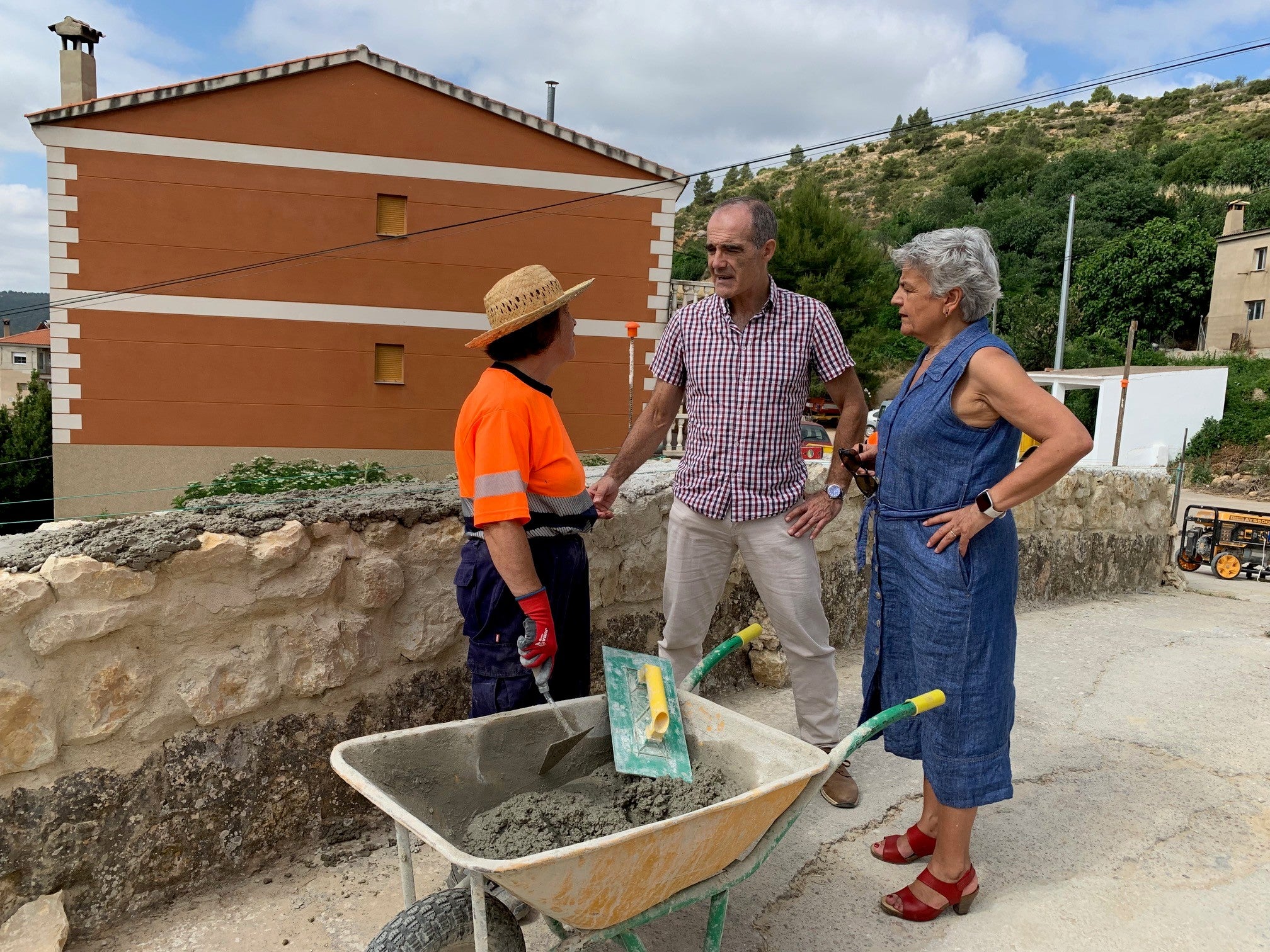 La subdelegada del Gobierno de España visita las obras del Plan Dana Ocupación en Mira La subdelegada del Gobierno de España visita las obras del Plan Dana Ocupación en Mira