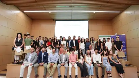 La AEEF clausura la V edición de ‘Empresa Familiar en las Aulas’ con la participación de más de 30 centros y 1.350 alumnos La AEEF clausura la V edición de ‘Empresa Familiar en las Aulas’ con la participación de más de 30 centros y 1.350 alumnos