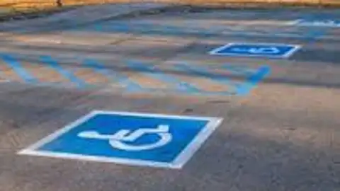 Nuevos aparcamientos para personas con movilidad reducida en la capital Nuevos aparcamientos para personas con movilidad reducida en la capital