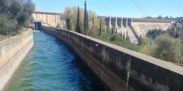 Herido de gravedad un menor de dos años tras caer a un canal en Villanueva de la Serena Herido de gravedad un menor de dos años tras caer a un canal en Villanueva de la Serena