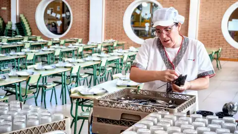 Comedor del colegio Josefa Amar y Borbón de Zaragoza Comedor del colegio Josefa Amar y Borbón de Zaragoza