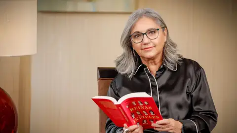 La escritora Carmen Gallardo La escritora Carmen Gallardo