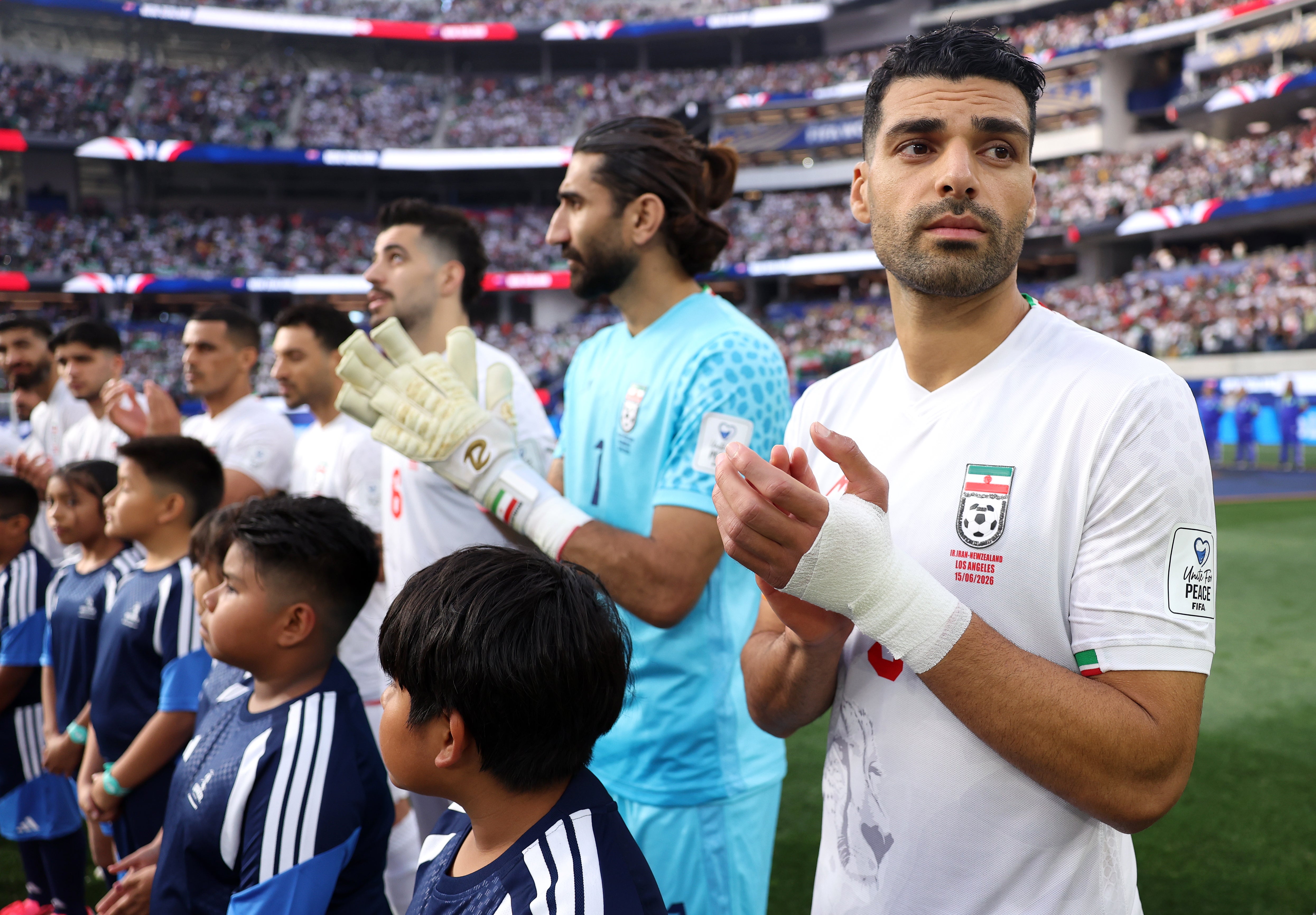 La selección de Irán denuncia "opresión" por parte de la organización: dos jugadores con problemas en la frontera y una salida "inmediata" de EEUU La selección de Irán denuncia "opresión" por parte de la organización: dos jugadores con problemas en la frontera y una salida "inmediata" de EEUU