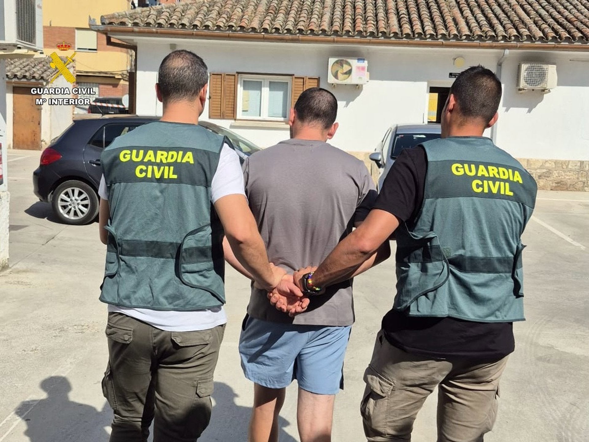Detenidos dos hombres en la provincia de Toledo por estafa mediante el 'tocomocho' en localidades de Cáceres Detenidos dos hombres en la provincia de Toledo por estafa mediante el 'tocomocho' en localidades de Cáceres