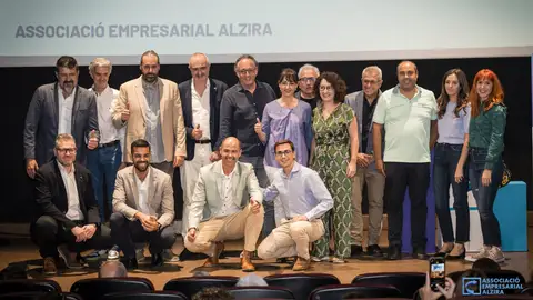 Junta Directiva de la Asociación Empresarial de Alzira Junta Directiva de la Asociación Empresarial de Alzira