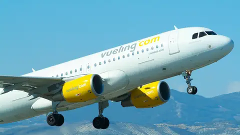 Vueling celebra el Yellow Day con vuelos a partir de 12€ por trayecto para viajar desde Málaga Vueling celebra el Yellow Day con vuelos a partir de 12€ por trayecto para viajar desde Málaga