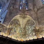 Obras de Gaudí en la Catedral de Mallorca. Obras de Gaudí en la Catedral de Mallorca.