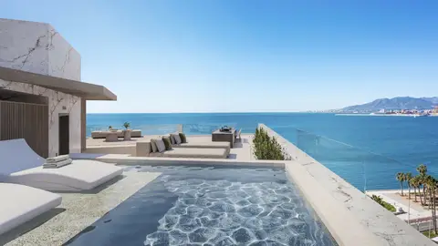 La venta de un ático por casi 6 millones de euros en Málaga Este confirma la llegada del ultra lujo a la capital La venta de un ático por casi 6 millones de euros en Málaga Este confirma la llegada del ultra lujo a la capital