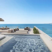 La venta de un ático por casi 6 millones de euros en Málaga Este confirma la llegada del ultra lujo a la capital La venta de un ático por casi 6 millones de euros en Málaga Este confirma la llegada del ultra lujo a la capital