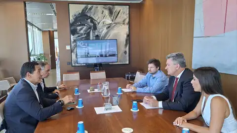 El aeropuerto de Castellón acogerá un nuevo centro de pintura aeronáutica con una inversión de más de 10 millones El aeropuerto de Castellón acogerá un nuevo centro de pintura aeronáutica con una inversión de más de 10 millones