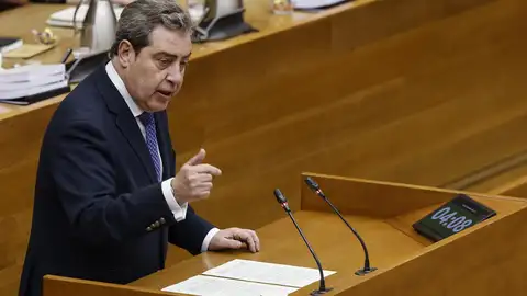 Archivo - El síndic del grupo parlamentario VOX, José María Llanos, durante una sesión de control, en Les Corts, a 18 de febrero de 2026, en Valencia - Archivo - El síndic del grupo parlamentario VOX, José María Llanos, durante una sesión de control, en Les Corts, a 18 de febrero de 2026, en Valencia -