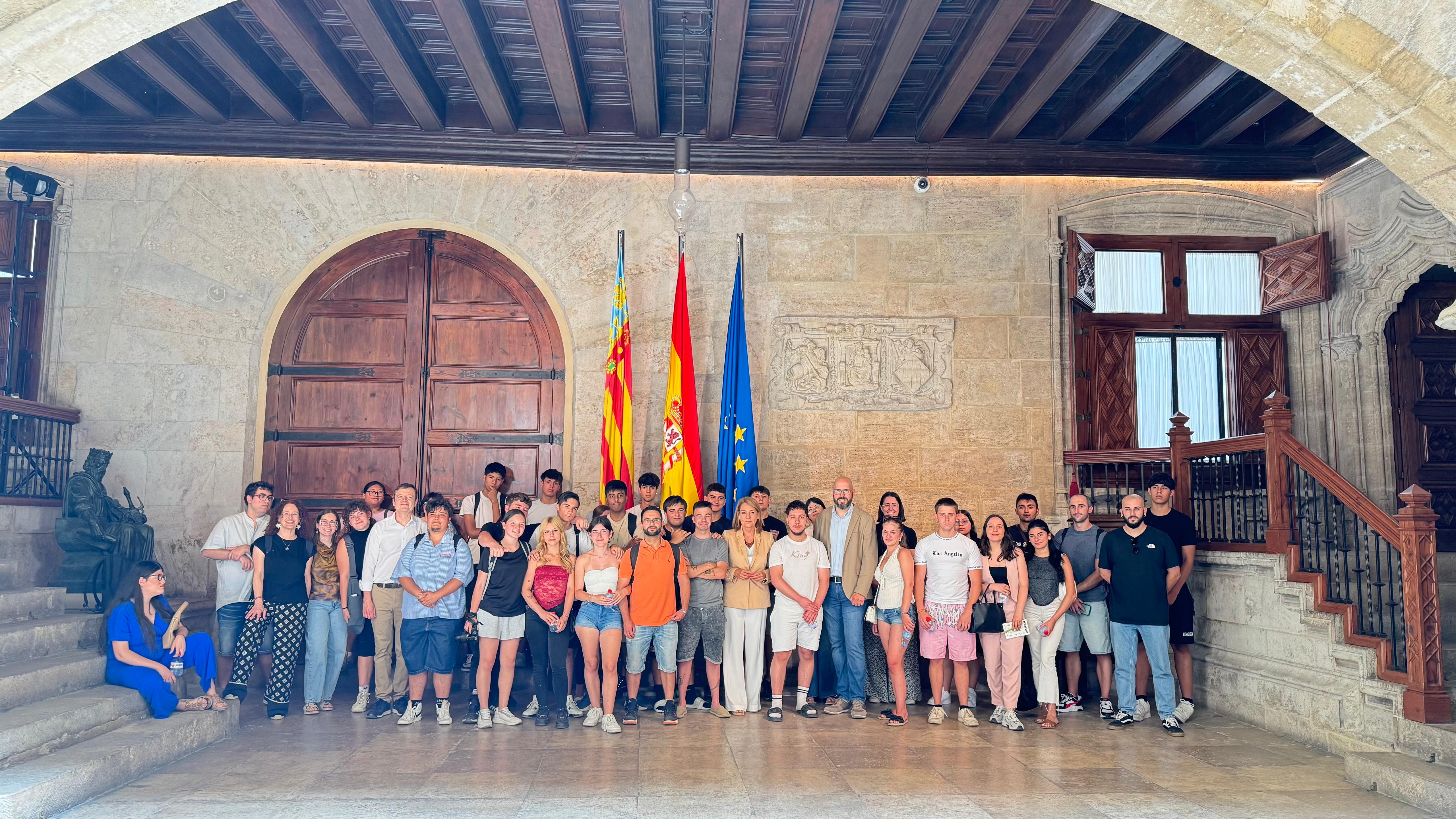 El programa Jove Oportunitat de la Generalitat Valenciana reconoce a un joven de Altea por su trayectoria y evolución personal dentro de esta iniciativa El programa Jove Oportunitat de la Generalitat Valenciana reconoce a un joven de Altea por su trayectoria y evolución personal dentro de esta iniciativa