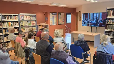 Los vecinos pudieron seguir el nombramiento en directo Los vecinos pudieron seguir el nombramiento en directo