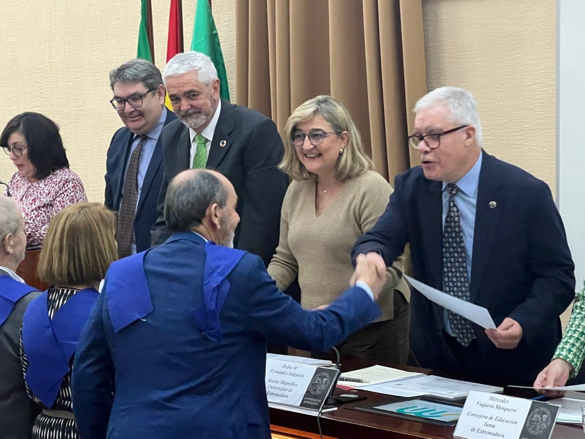 La Universidad de Mayores de Extremadura supera las 2.000 matrículas y estudia ampliar su presencia a nuevas localidades La Universidad de Mayores de Extremadura supera las 2.000 matrículas y estudia ampliar su presencia a nuevas localidades