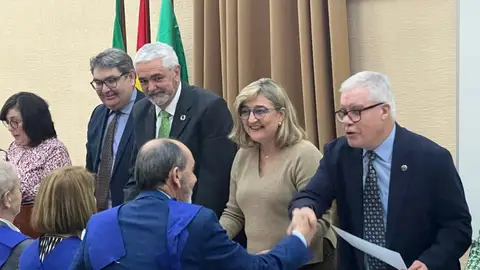 La Universidad de Mayores de Extremadura supera las 2.000 matrículas y estudia ampliar su presencia a nuevas localidades La Universidad de Mayores de Extremadura supera las 2.000 matrículas y estudia ampliar su presencia a nuevas localidades