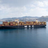 El Puerto de Málaga realiza por primera vez un servicio de suministro de GNL 