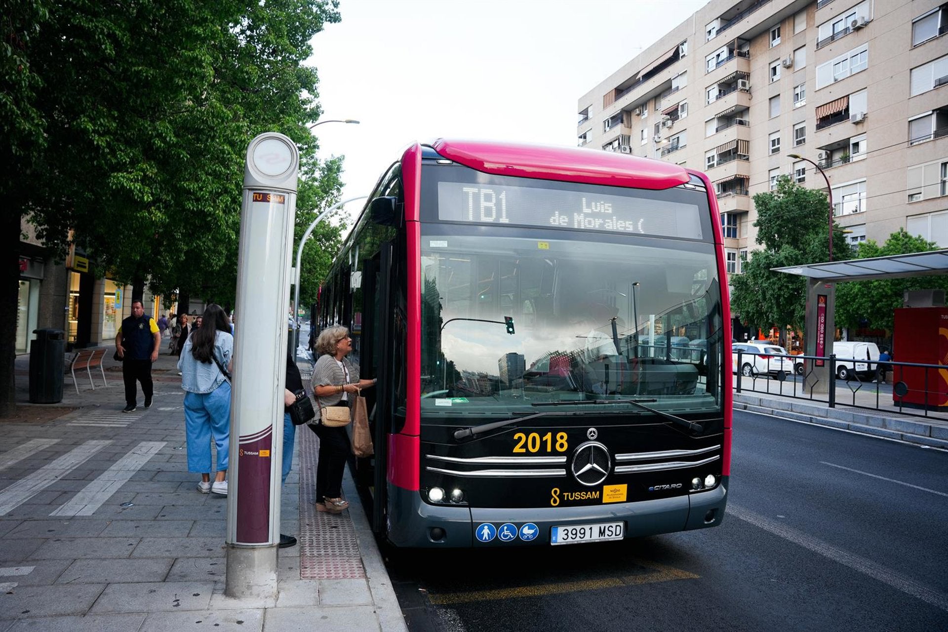 El 28 de septiembre llegará al Duque el tranvibús con nuevas restricciones de tráfico El 28 de septiembre llegará al Duque el tranvibús con nuevas restricciones de tráfico